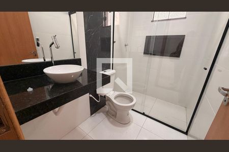 Banheiro Corredor de casa à venda com 3 quartos, 110m² em Parque Industrial Joao Braz, Goiânia