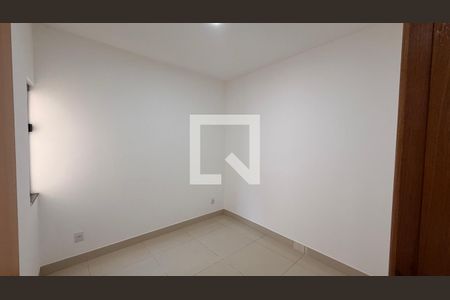 Quarto 1 de casa à venda com 3 quartos, 110m² em Parque Industrial Joao Braz, Goiânia
