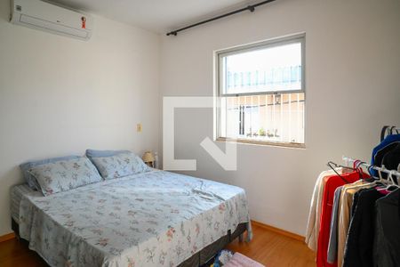 Quarto 1 de casa à venda com 3 quartos, 100m² em Vila Moraes, São Paulo