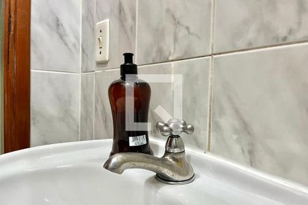 Lavabo de casa para alugar com 3 quartos, 185m² em Jardim Jabaquara, São Paulo
