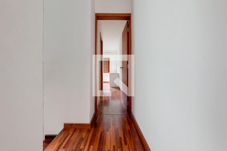Corredor de casa à venda com 3 quartos, 139m² em Vila Mariana, São Paulo