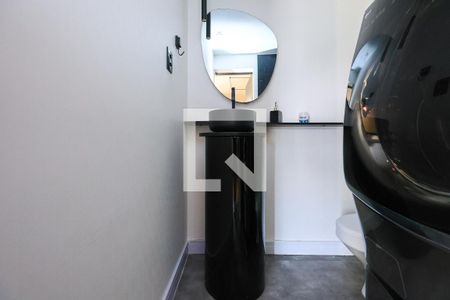 Lavabo de apartamento para alugar com 1 quarto, 67m² em Jardim Monte Kemel, São Paulo