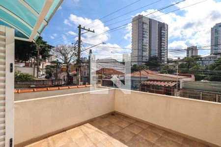 Varanda 1 de casa à venda com 3 quartos, 250m² em Jardim da Gloria, São Paulo
