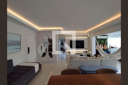 Sala  de apartamento à venda com 3 quartos, 113m² em Vila Gumercindo, São Paulo