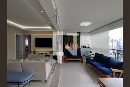 Sala  de apartamento à venda com 3 quartos, 113m² em Vila Gumercindo, São Paulo
