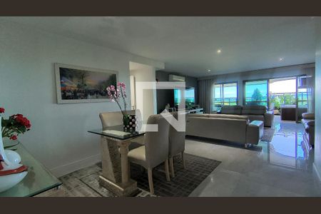 Sala de apartamento à venda com 4 quartos, 160m² em Barra da Tijuca, Rio de Janeiro