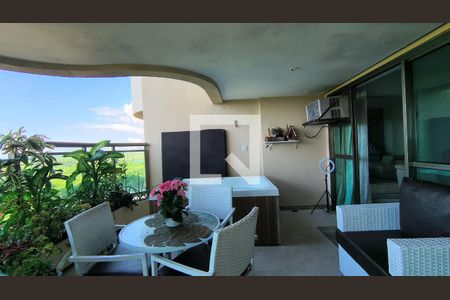 Varanda  de apartamento à venda com 4 quartos, 160m² em Barra da Tijuca, Rio de Janeiro