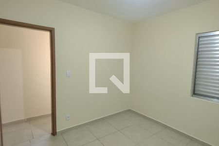 Quarto 2 de casa para alugar com 2 quartos, 90m² em Osvaldo Cruz, São Caetano do Sul