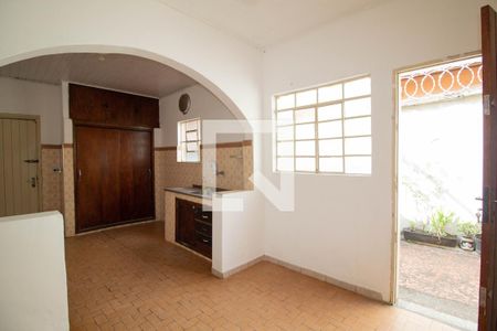Casa para alugar com 1 quarto, 70m² em Vila Albertina, São Paulo