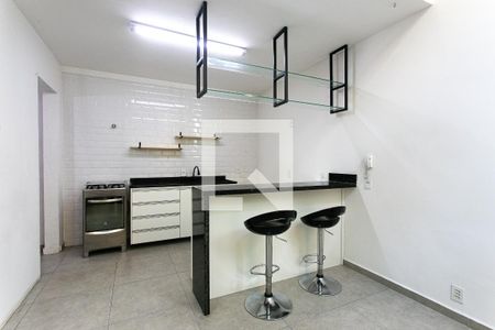 Cozinha de casa de condomínio para alugar com 1 quarto, 47m² em Vila Carrão, São Paulo