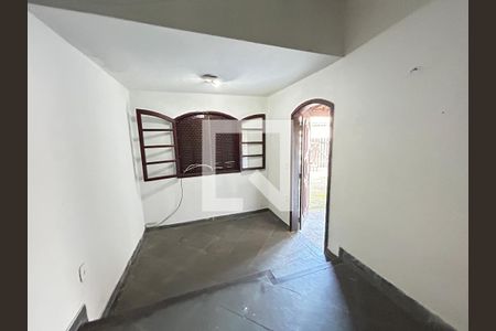 Sala de casa à venda com 1 quarto, 330m² em Piedade, Rio de Janeiro