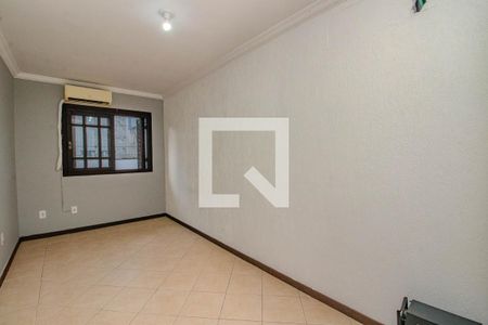 Quarto 2 de casa para alugar com 4 quartos, 146m² em Jardim Itu, Porto Alegre