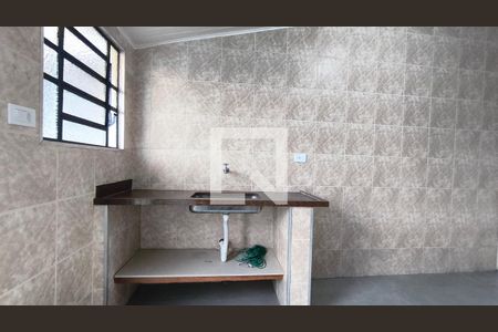 Cozinha de casa para alugar com 1 quarto, 35m² em Cambuci, São Paulo