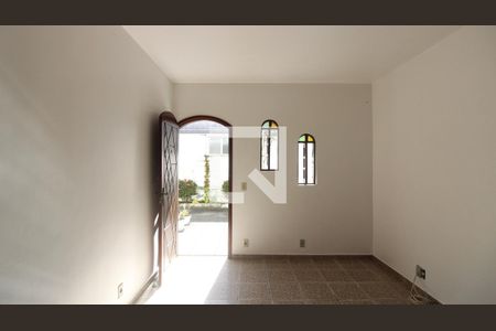 Apartamento para alugar com 2 quartos, 60m² em Ogiva, Cabo Frio