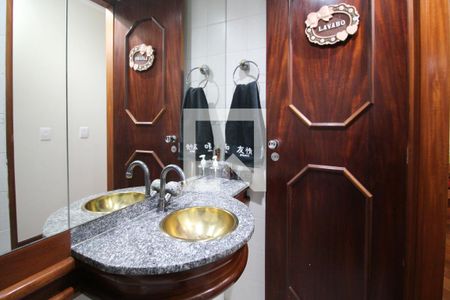 Lavabo de apartamento à venda com 3 quartos, 100m² em Indianópolis, São Paulo