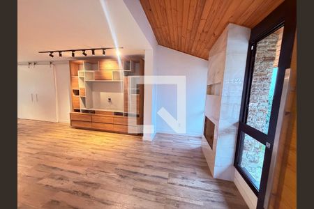 Casa para alugar com 4 quartos, 351m² em Novo Horizonte, Juiz de Fora