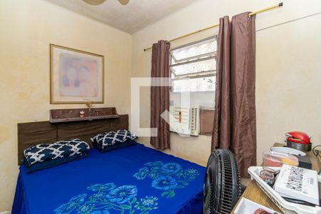 1ª casa - Quarto de casa para alugar com 4 quartos, 75m² em Olaria, Rio de Janeiro
