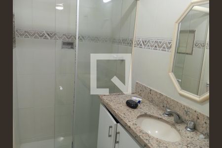 Banheiro de apartamento para alugar com 1 quarto, 68m² em Barra da Tijuca, Rio de Janeiro
