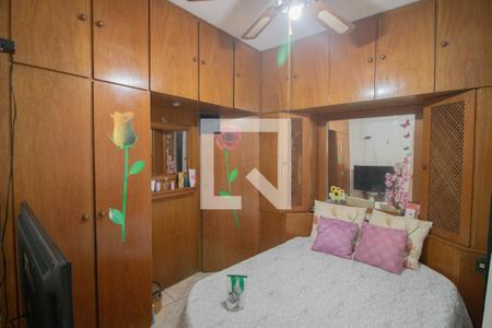 SUÍTE de casa para alugar com 2 quartos, 268m² em Vila Penteado, São Paulo