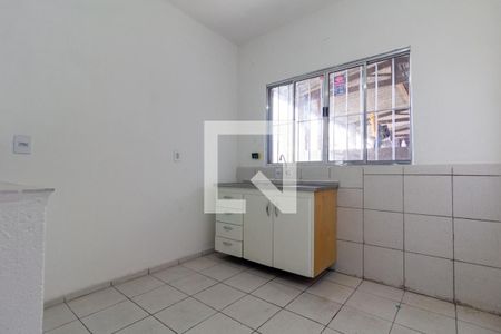 Sala e Cozinha de casa para alugar com 2 quartos, 60m² em Vila Dalila, São Paulo