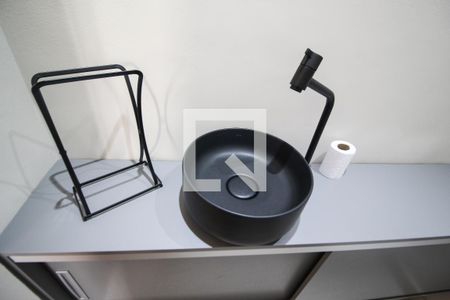 Lavabo de apartamento para alugar com 2 quartos, 65m² em Vila Nova Conceição, São Paulo