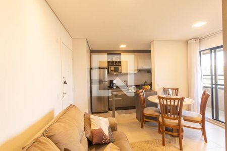 Sala de apartamento à venda com 2 quartos, 47m² em Santa Quiteria, Curitiba