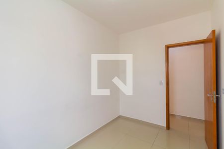 Quarto 1 de apartamento para alugar com 2 quartos, 38m² em Itaquera, São Paulo