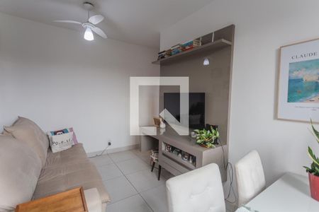 Sala de apartamento para alugar com 2 quartos, 60m² em Fernão Dias, Belo Horizonte