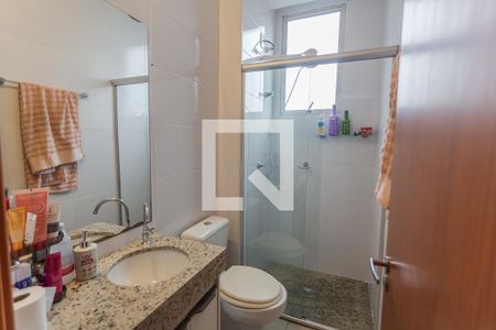 Banheiro da Suíte de apartamento para alugar com 2 quartos, 60m² em Fernão Dias, Belo Horizonte