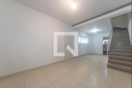 Casa para alugar com 2 quartos, 129m² em Jardim das Acacias, São Paulo