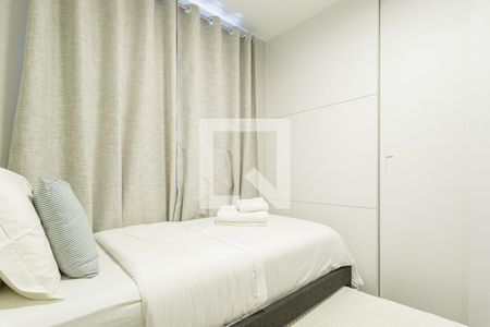 Quarto 1 de apartamento à venda com 2 quartos, 50m² em Vila Olímpia, São Paulo