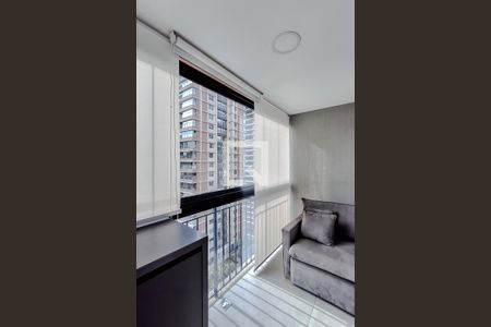 Varanda de kitnet/studio à venda com 1 quarto, 28m² em Vila Mariana, São Paulo