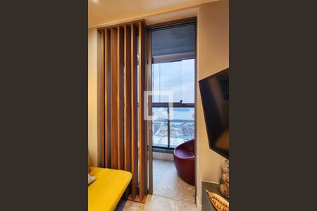 Varanda  de apartamento à venda com 2 quartos, 38m² em Santo Cristo, Rio de Janeiro