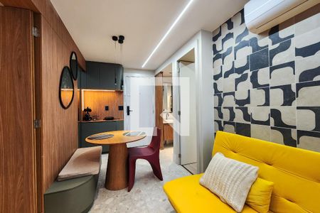 Sala  de apartamento à venda com 2 quartos, 38m² em Santo Cristo, Rio de Janeiro