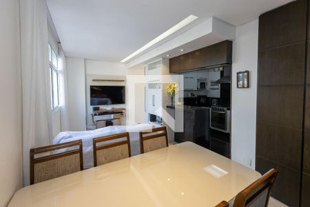 Sala de Jantar de apartamento para alugar com 2 quartos, 72m² em Santo Antônio, Belo Horizonte