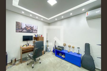 Casa para alugar com 3 quartos, 360m² em Riacho das Pedras, Contagem