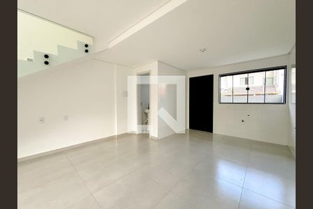 Casa para alugar com 2 quartos, 84m² em Potecas, São José