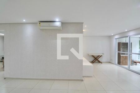 Sala de apartamento para alugar com 3 quartos, 125m² em Barra Funda, Guarujá