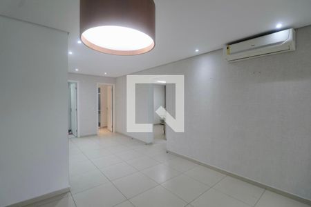 Sala de apartamento para alugar com 3 quartos, 125m² em Barra Funda, Guarujá