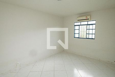Quarto 1 de casa para alugar com 2 quartos, 70m² em Campo Grande, Rio de Janeiro