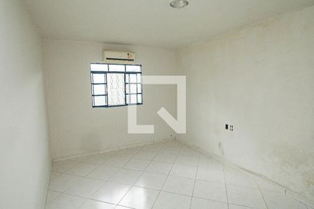 Quarto 1 de casa para alugar com 2 quartos, 70m² em Campo Grande, Rio de Janeiro