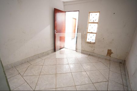 Apartamento para alugar com 3 quartos, 80m² em L-1, Qd79 - Vila Redencao, Goiânia