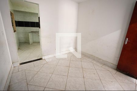 Apartamento para alugar com 3 quartos, 80m² em L-1, Qd79 - Vila Redencao, Goiânia