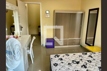 Quarto de casa para alugar com 3 quartos, 110m² em Unamar, Cabo Frio
