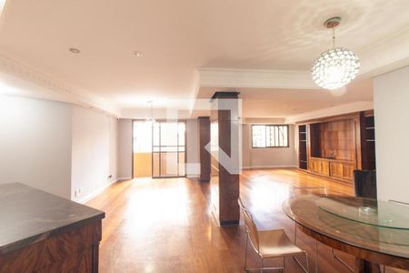 Sala de apartamento para alugar com 2 quartos, 237m² em Água Verde, Curitiba