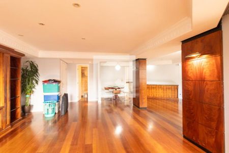 Sala de apartamento para alugar com 2 quartos, 237m² em Água Verde, Curitiba