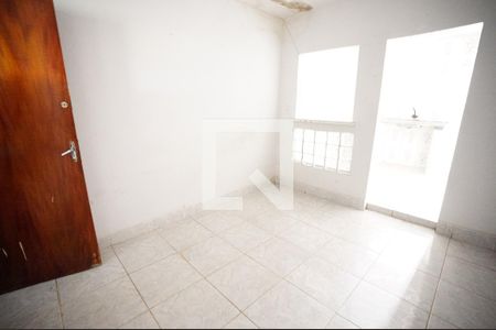Apartamento para alugar com 3 quartos, 120m² em  L-1, Qd79 Vila Redencao, Goiânia