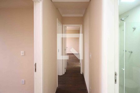 Corredor de apartamento para alugar com 3 quartos, 63m² em Vila Santa Clara, São Paulo