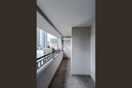 Varanda de kitnet/studio à venda com 1 quarto, 30m² em Vila Mariana, São Paulo