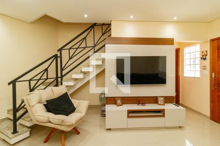 Casa à venda com 2 quartos, 175m² em Vila Nivi, São Paulo